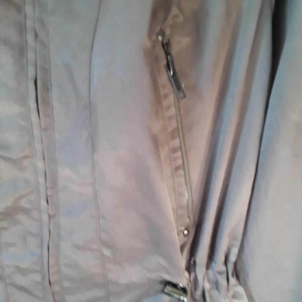Like New Basic Edge Toupe Utility Jacket - image 2